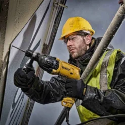 DeWALT D25033K Netz SDS Bohrhammer 240V Bürstenmotor 710W 9 DeWALT D25033K Netz SDS Bohrhammer 240V Bürstenmotor 710W -RS Verkäufe R8692212 04