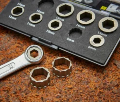 CK Metall Schrauben/Bolzen Und Muttern-Sortiment Innensechskant X 8 → 17mm, 10 Stück 8 CK Metall Schrauben/Bolzen Und Muttern-Sortiment Innensechskant X 8 → 17mm, 10 Stück -RS Verkäufe Y2281479 02 scaled